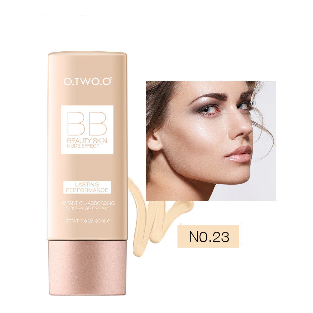 O.TWO.O Lightweight and Fit Liquid Foundation