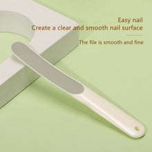 Load image into Gallery viewer, Beauty Neat Tools Portable Nail File Box Package
